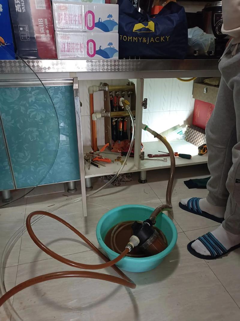 如何为家庭选购高效的地暖除垢产品